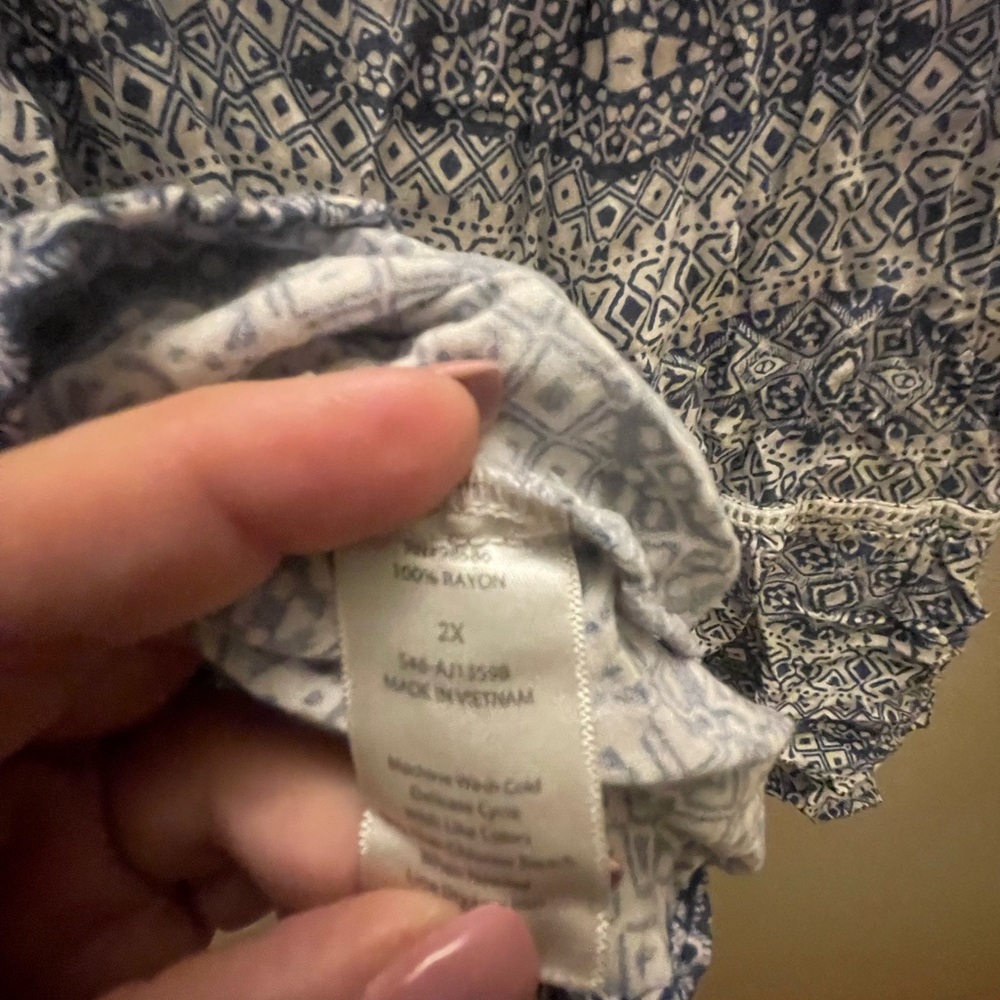 Lucky Brand Monochrome Patterned Blouse - Picture 4 of 5